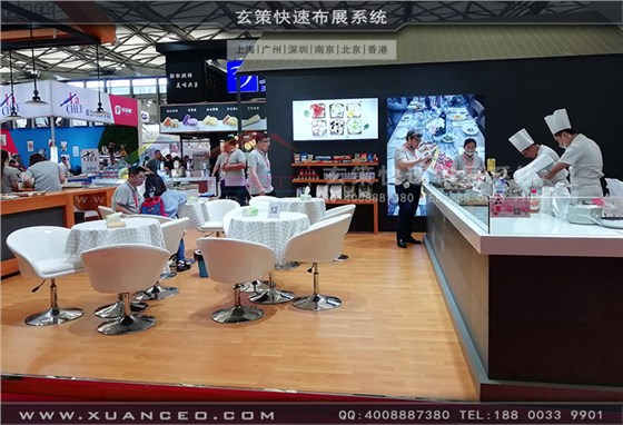 隆耀實業(yè)展臺產(chǎn)品體驗區(qū)