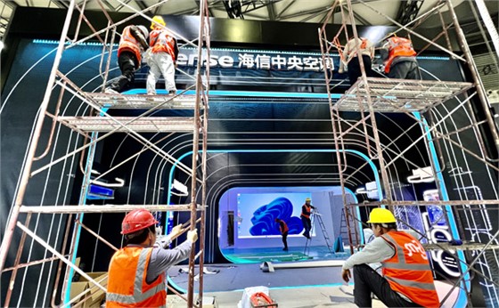 展臺(tái)搭建中的細(xì)節(jié) 展臺(tái)搭建中的細(xì)節(jié)